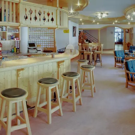 酒店 Aktiv- Und Genusshotel Alpenblick 3*
