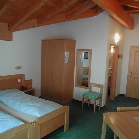 Aktiv- Und Genusshotel Alpenblick 3*