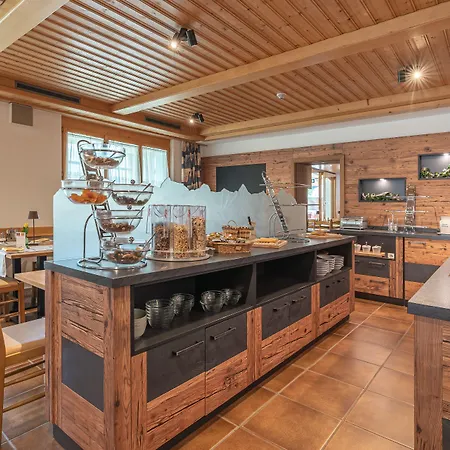 Aktiv- Und Genusshotel Alpenblick מלון